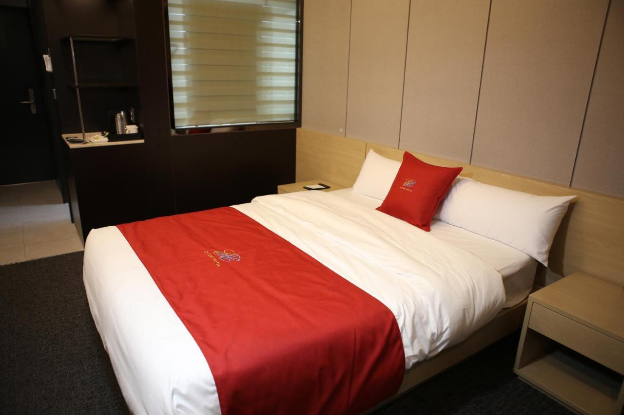 Chuncheon Eston Hotel エクステリア 写真