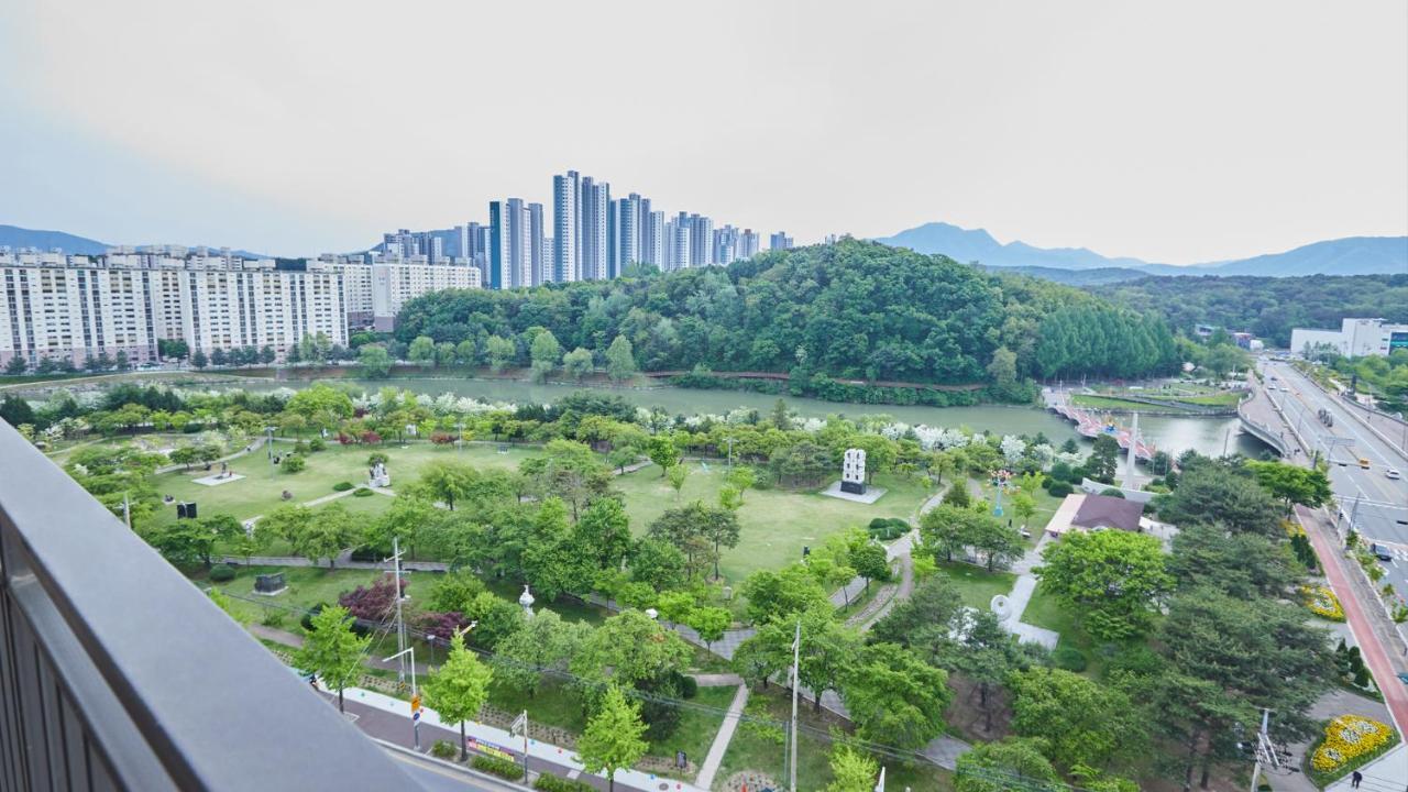 Chuncheon Eston Hotel エクステリア 写真